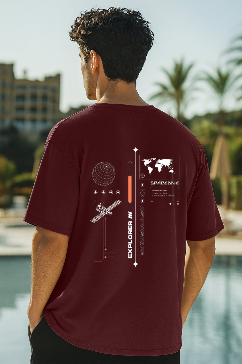 Explorer Oversized T-Shirt