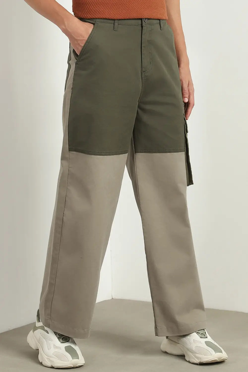Baggy Fit Colorblocked Woven Cargo Pants