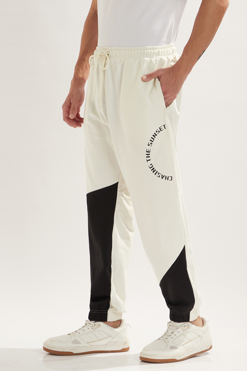 Chase The Sunset Joggers